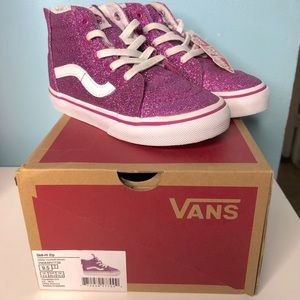 Toddler Sk8 Hi Zip Magenta Glitter (NWT)